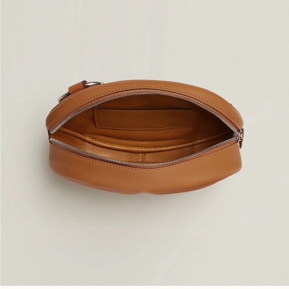 Authentic Hermes In the loop leather bag - Picture 3 of 8